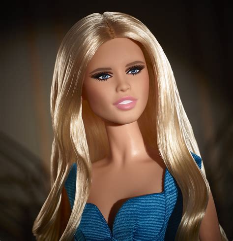 barbie claudia schiffer.